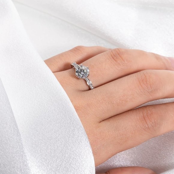 Certified 1ct. t.w. Moissanite Diamond Engagement Ring NEW E - Picture 3 of 13